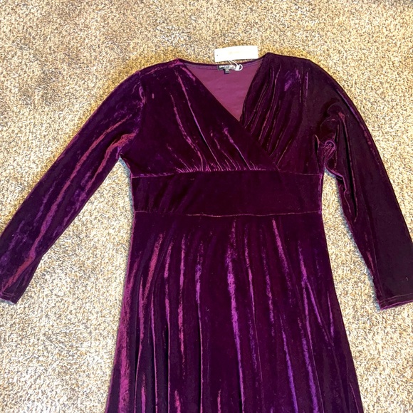 🚺🚺PLUS SIZE LADIES DRESS🚺🚺 - Picture 2 of 7